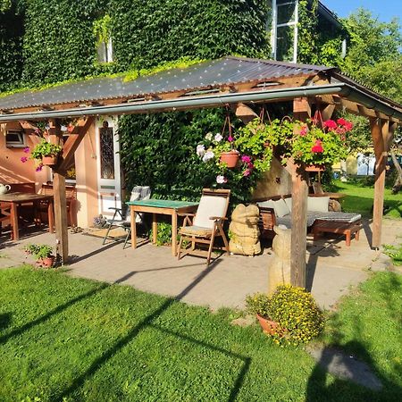 Apartment In Blossom Garden Nove Mesto pod Smrkem Esterno foto