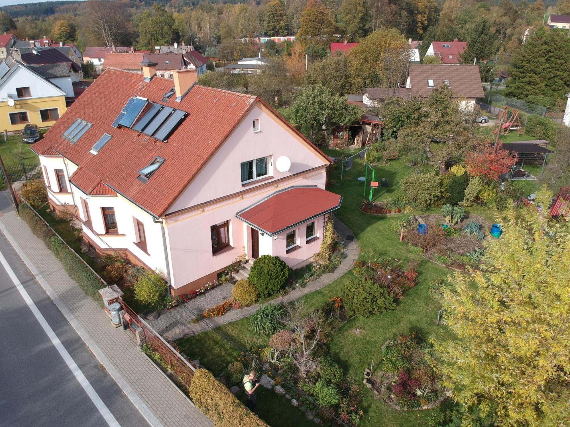 Apartment In Blossom Garden Nove Mesto pod Smrkem Esterno foto